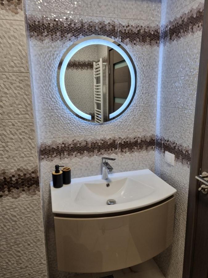 Luxury Apartments Bacău Exteriér fotografie